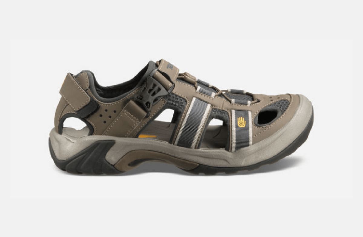 Outfit the Whole Family With These 9 Functional Hiking Shoes and ...