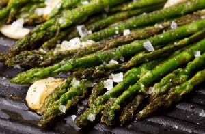Asparagus Grilled with Garlic, Rosemary and Lemon