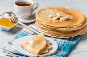 Protein Powder Pancakes: Single-Serve Strawberry Banana