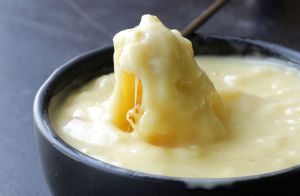 Skinny Cheese Fondue