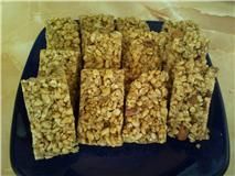 Rice Krispie peanut butter granola bars