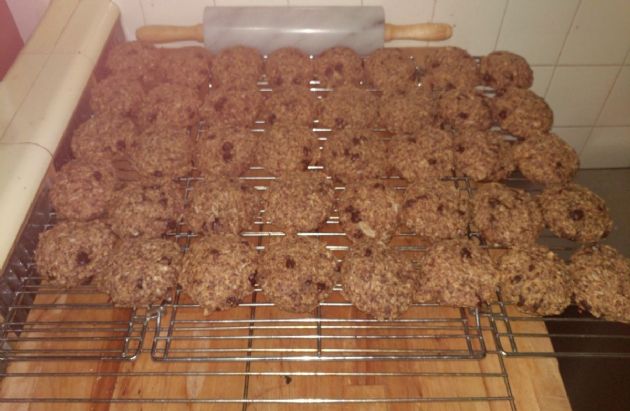 Oatmeal / coconut / chocolate chip cookies