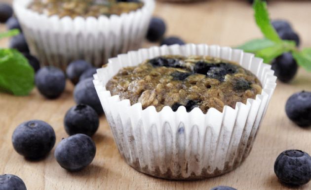 100-Calorie Blueberry Muffins