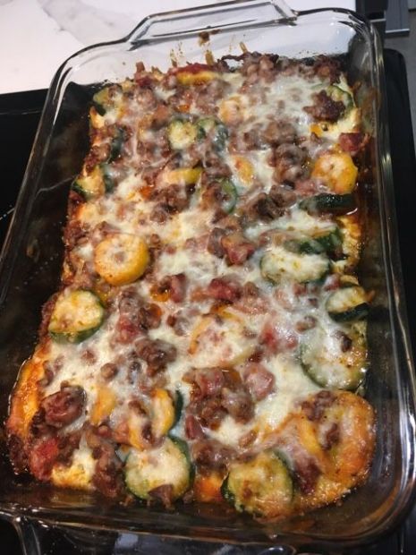 Keto Cheesy Zuchinni Marinara Bake (sour cream)