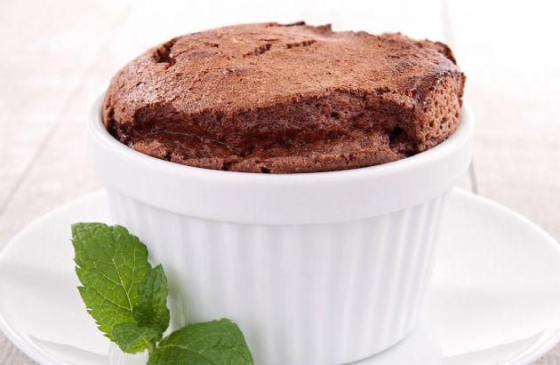 15-Minute Gluten-Free Chocolate Souffle Cake
