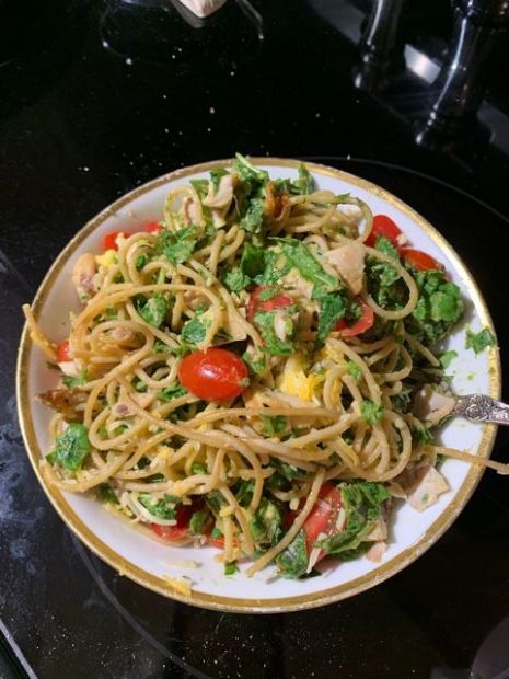 AVOCADO PESTO WITH TOMATOES FOR PASTA