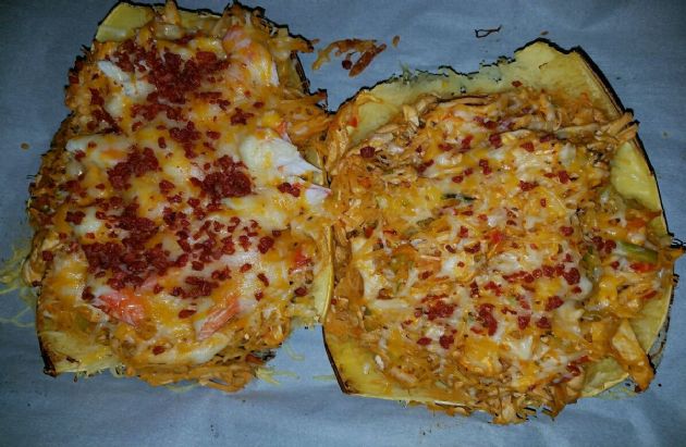 Buffalo Chicken Spaghetti Squash