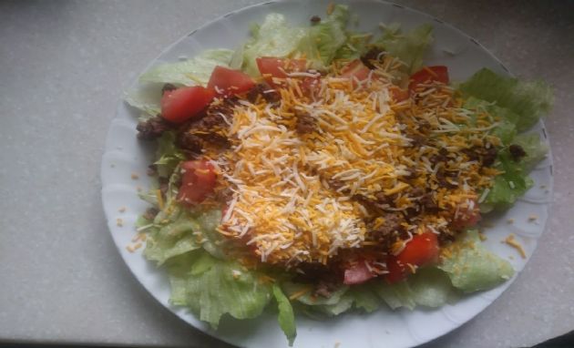 Cheeseburger salad