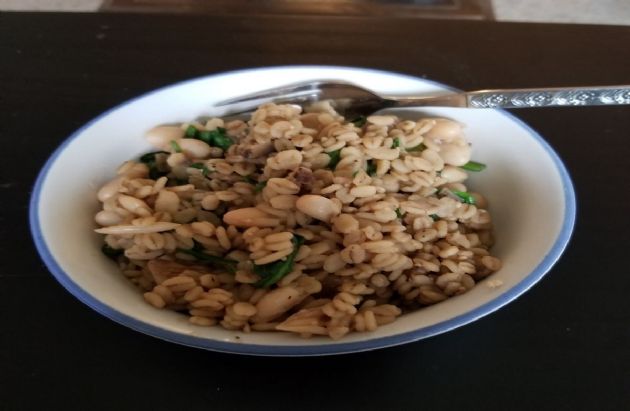 Cannellini Beans,  Mushroom,  Spinach  Skillet