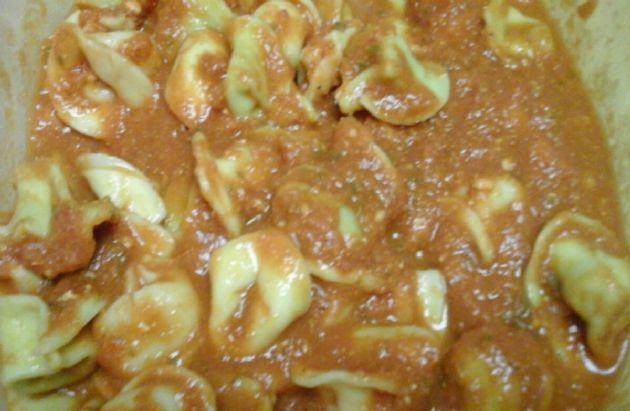 Creamy Tomato Tortellini Soup