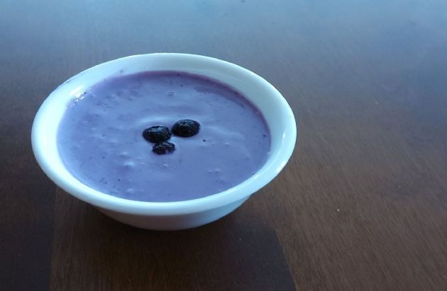 Blueberries cream