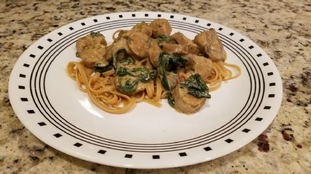 Alfredo Linguine with Spinach and Chicken Sausage