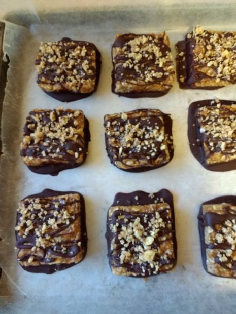 Almond Walnut Protein Bars