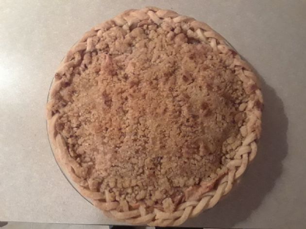 Apple Crumble Pie