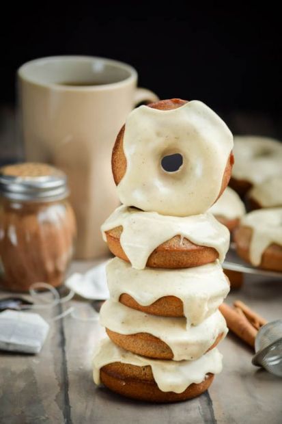 Baked Chai Latte Doughnuts with Vanilla Bean Icing