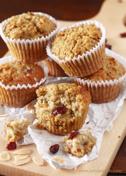 Baked Oatmeal Muffins