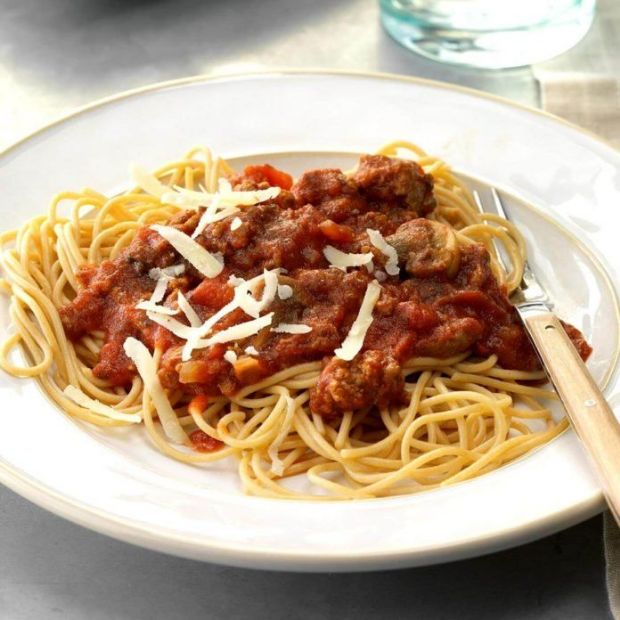 Basic spaghetti  with ground chicken