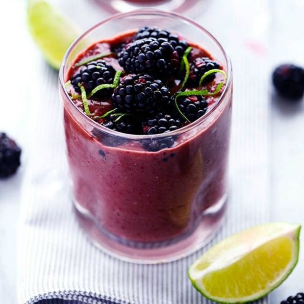 Blackberry Lime Green Smoothie