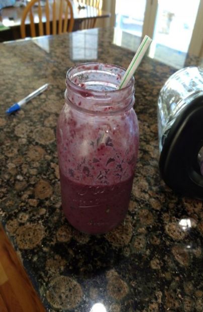 Blackberry banana smoothie