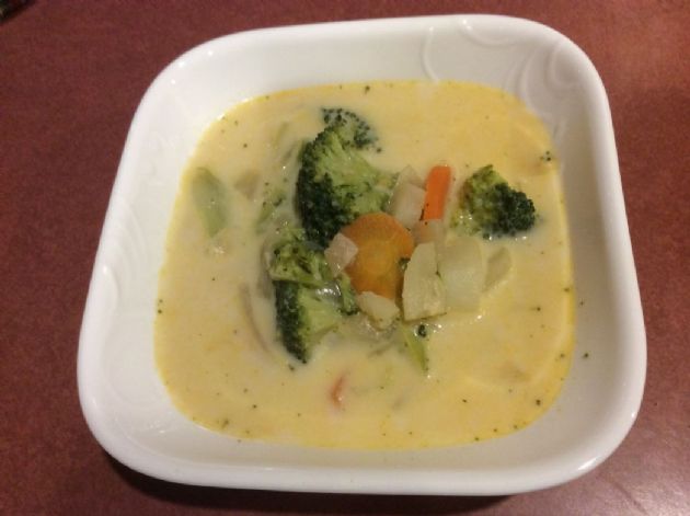 Deborahs Broccoli-potato soup