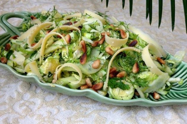 Brussel Sprouts, Fennel and Apple Salad