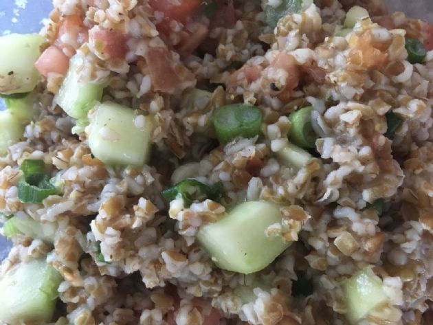 Bulgar Wheat Salad w/ Lemon Vinaigrette 