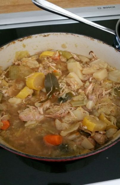 Caldo de pollo soup