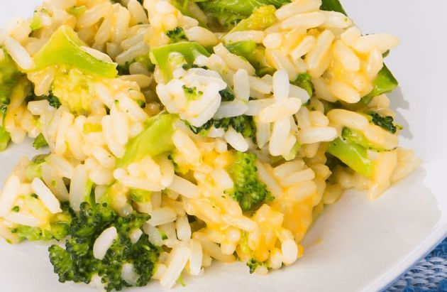 Cheesy Broccoli Tofu Casserole
