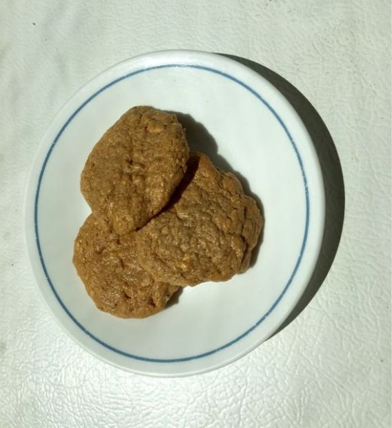 Chewy & Light Peanut Butter Cookies