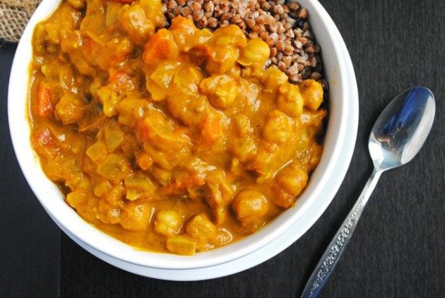 Chickpea Pumpkin Coconut Curry (Vegan)