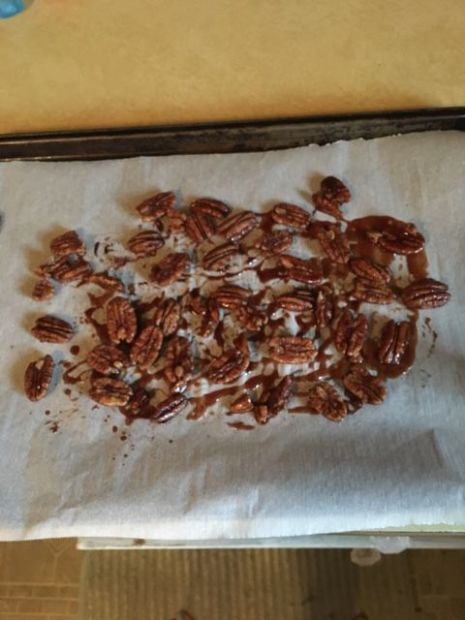 Cinnamon Maple Pecans