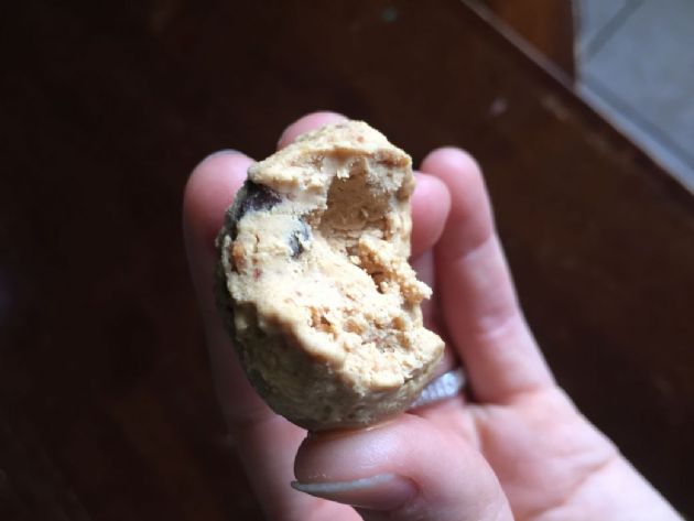 Cookie Dough Fat Bombs - vegan, grain-free