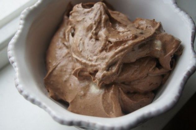 Creamy Banana Chocolate Peanut Butter Ice Cream