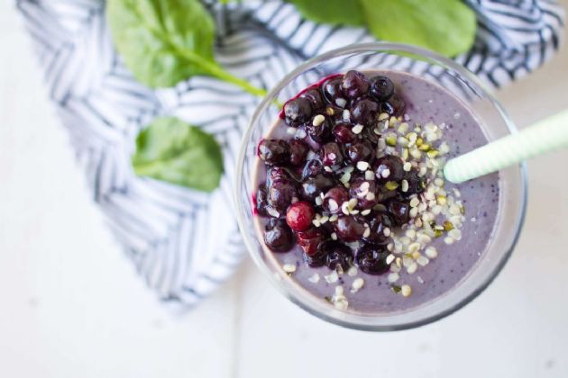 Energy Boosting Vegan Blueberry Smoothie