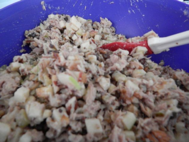 Family Favorite Tuna Salad