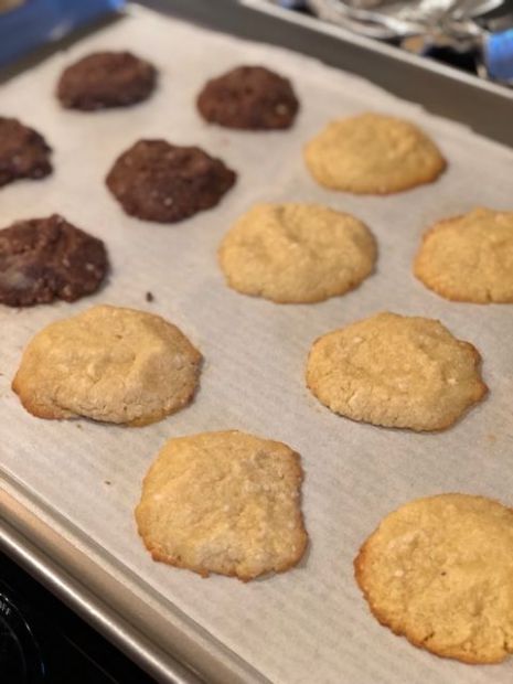 Flourless macadamia cookies