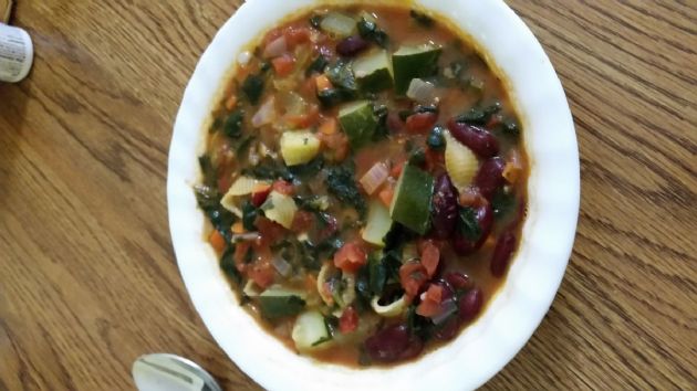 Hearty & Healthy Minestrone Soup