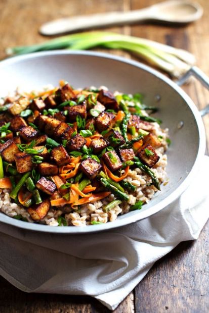 Honey Ginger Tofu and Veggie Stir Fry