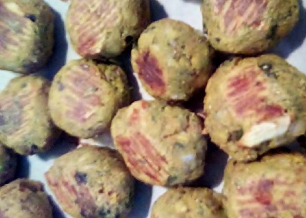 Italian Meat LESS Balls (from residual juicing pulp solids)