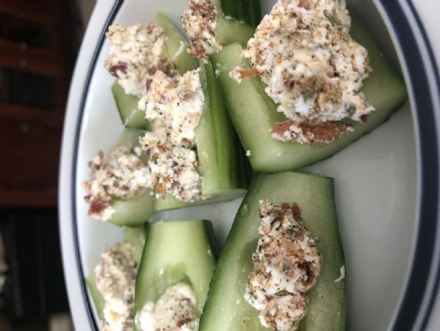 Keto cucumber bites