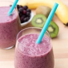 LOW Fat Kiwi Banana Blueberry Smoothie