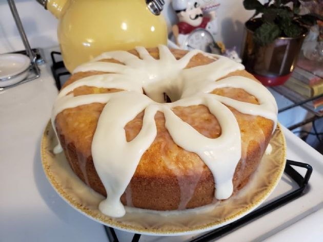 Lemon Glazed Cake