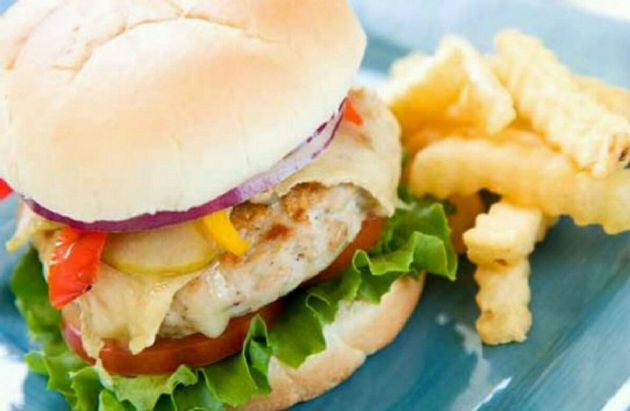 Lemon Pepper Turkey Burgers