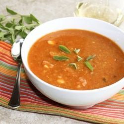 Lentil soup with carrots and tomato