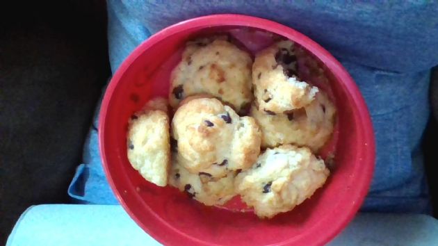 Low-Carb Chocolate Chip Drop Scones