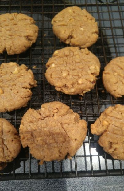 Low carb peanut butter cookies Recipe | SparkRecipes