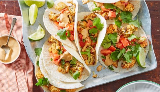 Marley Spoon - Baja-style cauliflower tacos with pico de gallo & lime crema