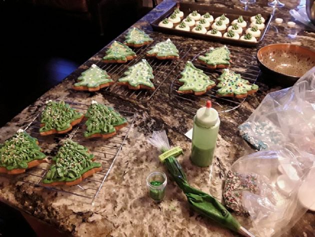 Molasses Cookie Christmas Trees