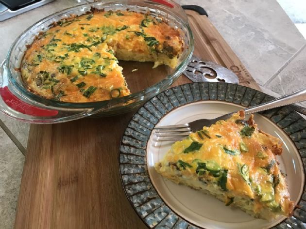 Mushroom Bacon Quiche with Hashbrown Crust