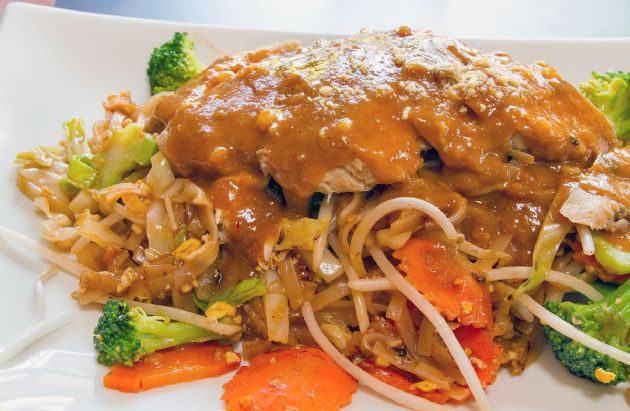 Noodles with Easy Peanut Sauce